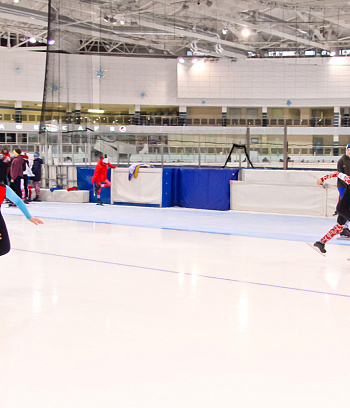 "Зимние потешки 2023" по конькобежному спорту