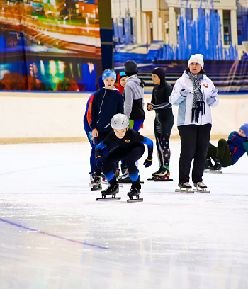 "Зимние потешки 2023" по конькобежному спорту