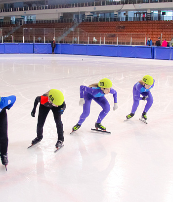 Открытое первенство Центра  по шорт- треку "Зимние потешки" 2023