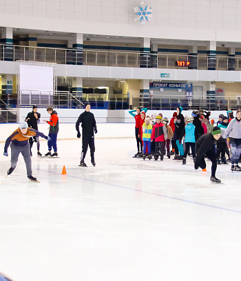 "Зимние потешки 2023" по конькобежному спорту