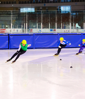Открытое первенство Центра  по шорт- треку "Зимние потешки" 2023