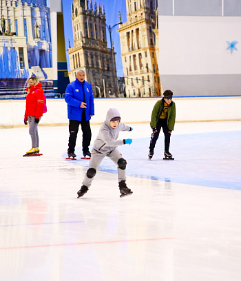 "Зимние потешки 2023" по конькобежному спорту
