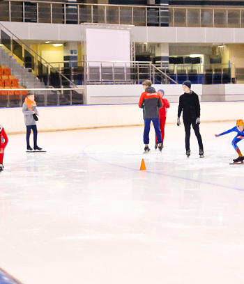 "Зимние потешки 2023" по конькобежному спорту