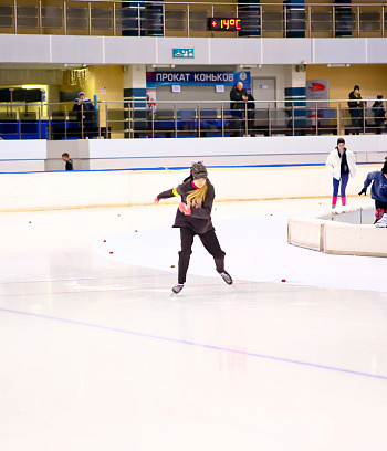 "Зимние потешки 2023" по конькобежному спорту