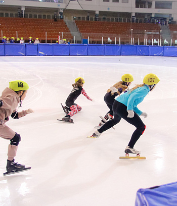 Открытое первенство Центра  по шорт- треку "Зимние потешки" 2023