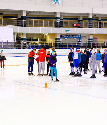 "Зимние потешки 2023" по конькобежному спорту