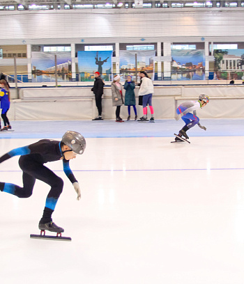 "Зимние потешки 2023" по конькобежному спорту