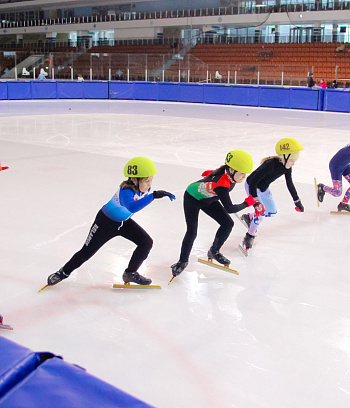 Открытое первенство Центра  по шорт- треку "Зимние потешки" 2023