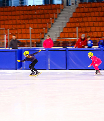 Открытое первенство Центра  по шорт- треку "Зимние потешки" 2023