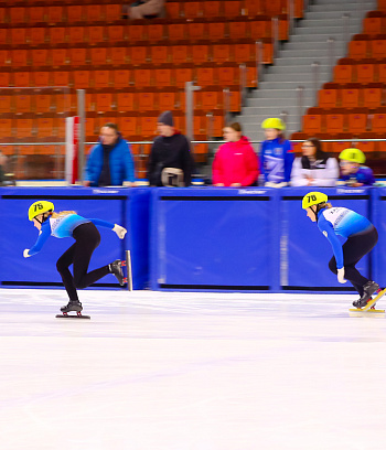 Открытое первенство Центра  по шорт- треку "Зимние потешки" 2023