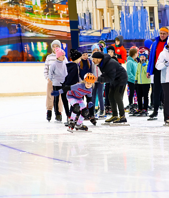 "Зимние потешки 2023" по конькобежному спорту