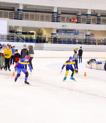"Зимние потешки 2023" по конькобежному спорту