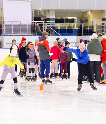 "Зимние потешки 2023" по конькобежному спорту