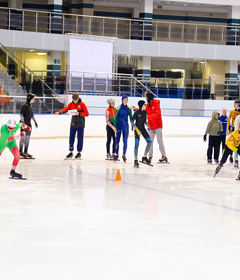 "Зимние потешки 2023" по конькобежному спорту