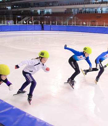 Открытое первенство Центра  по шорт- треку "Зимние потешки" 2023