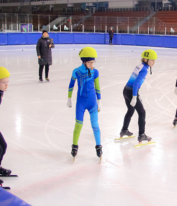 Открытое первенство Центра  по шорт- треку "Зимние потешки" 2023