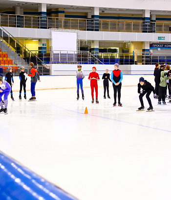"Зимние потешки 2023" по конькобежному спорту