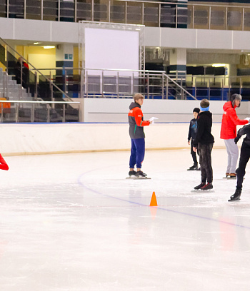 "Зимние потешки 2023" по конькобежному спорту