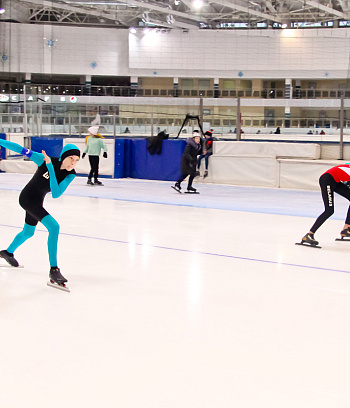 "Зимние потешки 2023" по конькобежному спорту