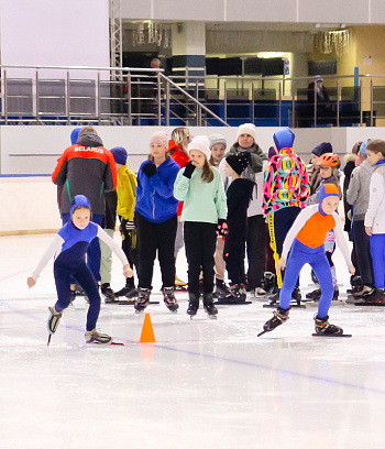 "Зимние потешки 2023" по конькобежному спорту