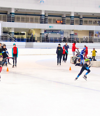 "Зимние потешки 2023" по конькобежному спорту