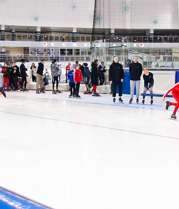 "Зимние потешки 2023" по конькобежному спорту