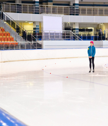 "Зимние потешки 2023" по конькобежному спорту