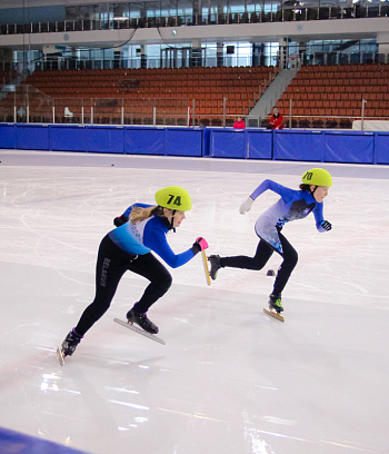 Открытое первенство Центра  по шорт- треку "Зимние потешки" 2023