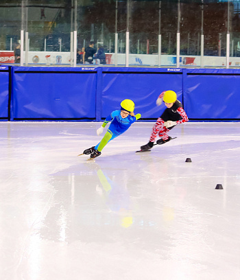 Открытое первенство Центра  по шорт- треку "Зимние потешки" 2023