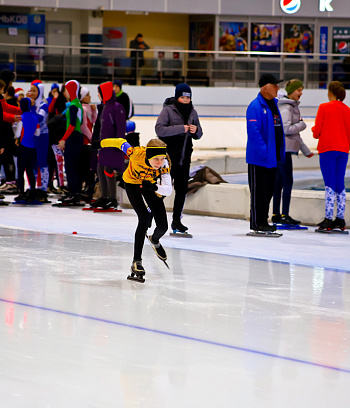 "Зимние потешки 2023" по конькобежному спорту