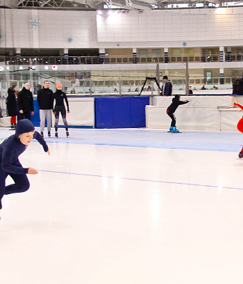 "Зимние потешки 2023" по конькобежному спорту