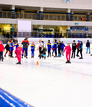 "Зимние потешки 2023" по конькобежному спорту
