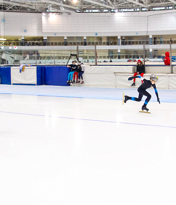 "Зимние потешки 2023" по конькобежному спорту