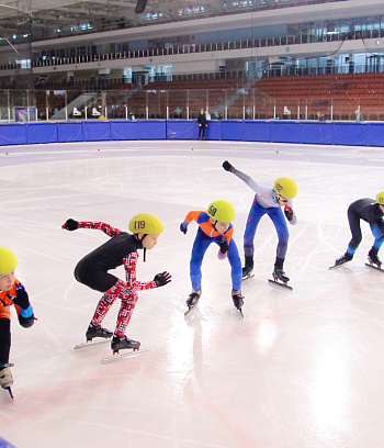 Открытое первенство Центра  по шорт- треку "Зимние потешки" 2023