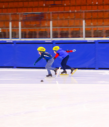 Открытое первенство Центра  по шорт- треку "Зимние потешки" 2023
