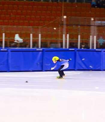 Открытое первенство Центра  по шорт- треку "Зимние потешки" 2023