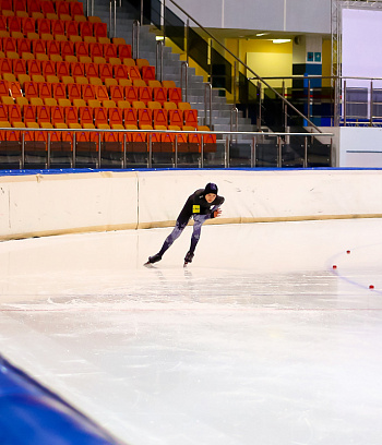 "Зимние потешки 2023" по конькобежному спорту