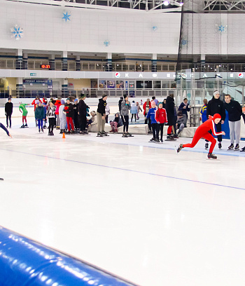 "Зимние потешки 2023" по конькобежному спорту