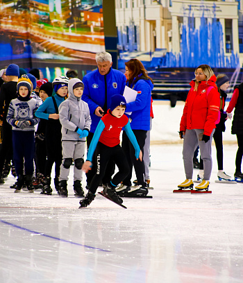 "Зимние потешки 2023" по конькобежному спорту