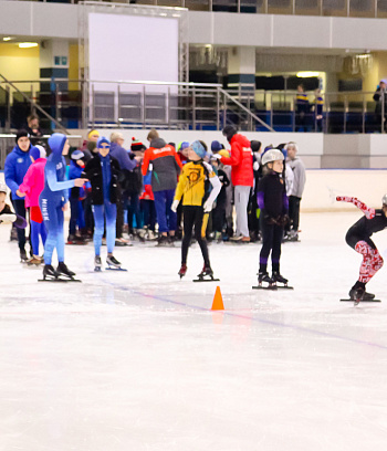 "Зимние потешки 2023" по конькобежному спорту