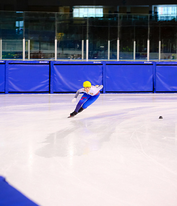 Открытое первенство Центра  по шорт- треку "Зимние потешки" 2023