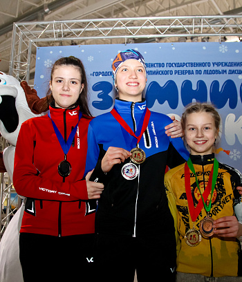 "Зимние потешки 2023" по конькобежному спорту