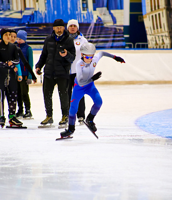 "Зимние потешки 2023" по конькобежному спорту