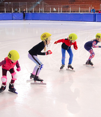 Открытое первенство Центра  по шорт- треку "Зимние потешки" 2023