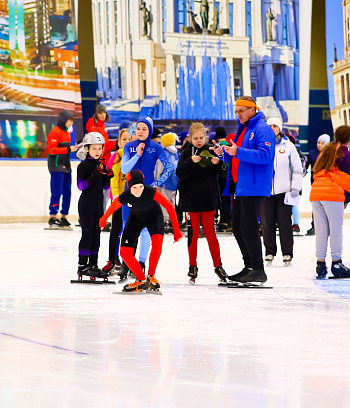 "Зимние потешки 2023" по конькобежному спорту